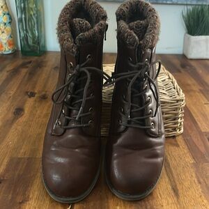 Lukees by Muk Luks Knit Top Brown Hiker Alps Lace-Up Ankle Boots Women Size:11